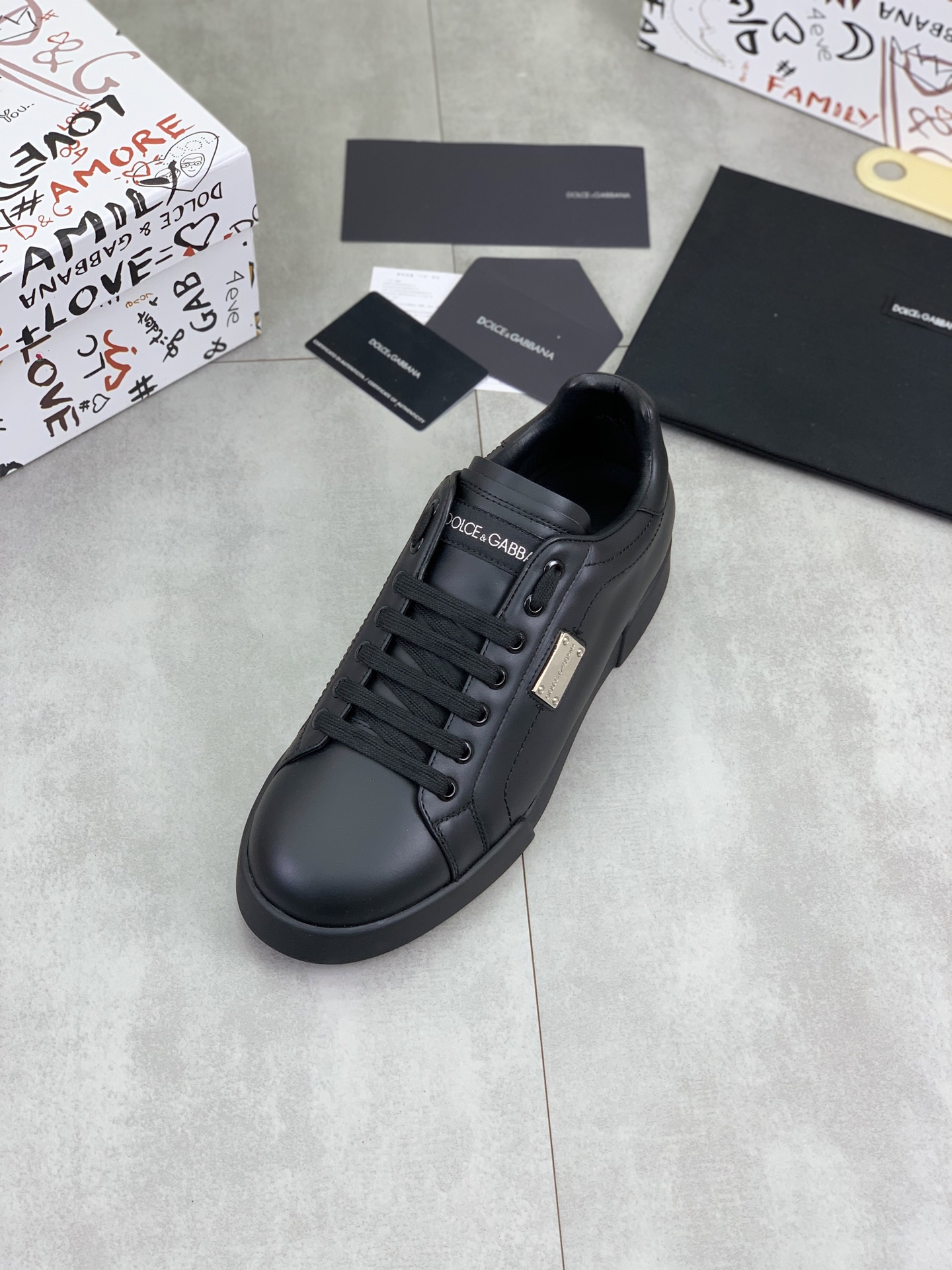 olce & Gabbana shoe